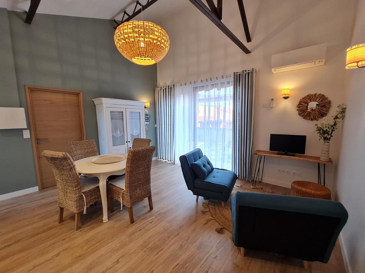 Apartment Cosy Dans Demeure De Charme - Romane Thuir